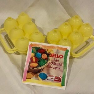 Jell-O Easter Egg Jello Jiggler Mold Set Bundle of 2 Hard Plastic Vintage 90’s